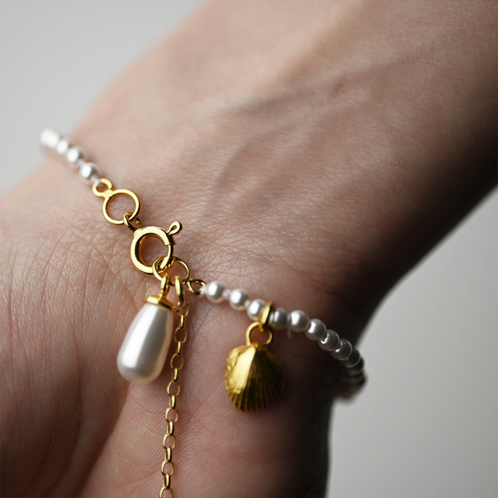 Gray Chalcedony, Peach Moonstone and Freshwater Pearls Bracelet – LaSirene  Designs